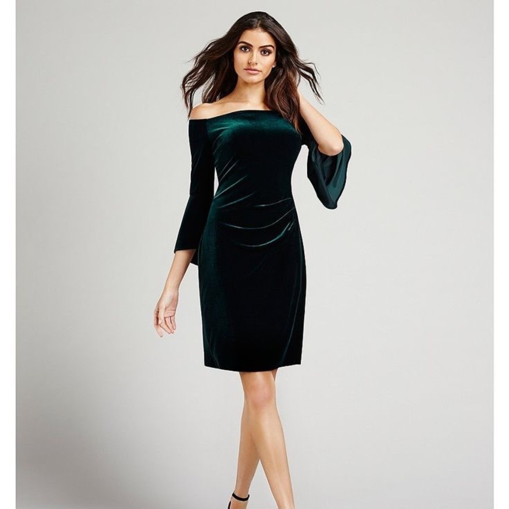 Like new! Ralph Lauren Green Velvet Dress